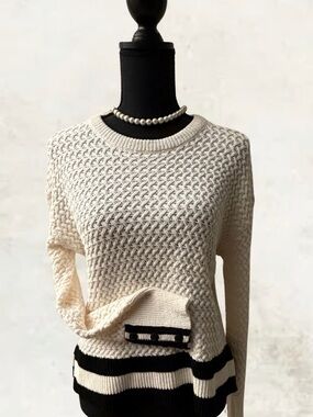 Textured Cream Crewneck Sweater with Black Stripe Accent